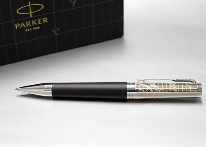 PARKERインジェニュイティレガシーオブフライトボールペン
