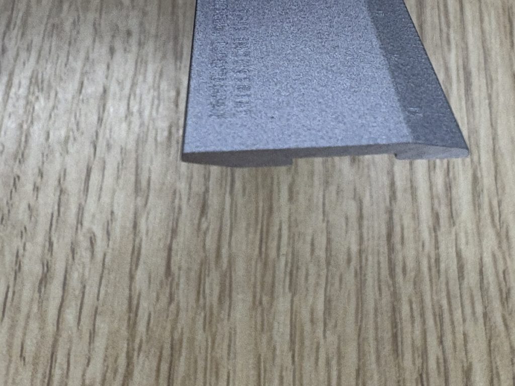 ラダイトTHISINDUSTRIALルーラーシリーズ